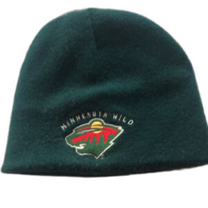Reversible hat/beanie Minnesota wild and Minnesota swarm.
